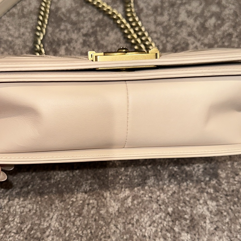 Chanel Le Boy View 4